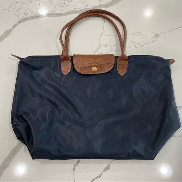 Longchamp Handbags - Longchamp Tote